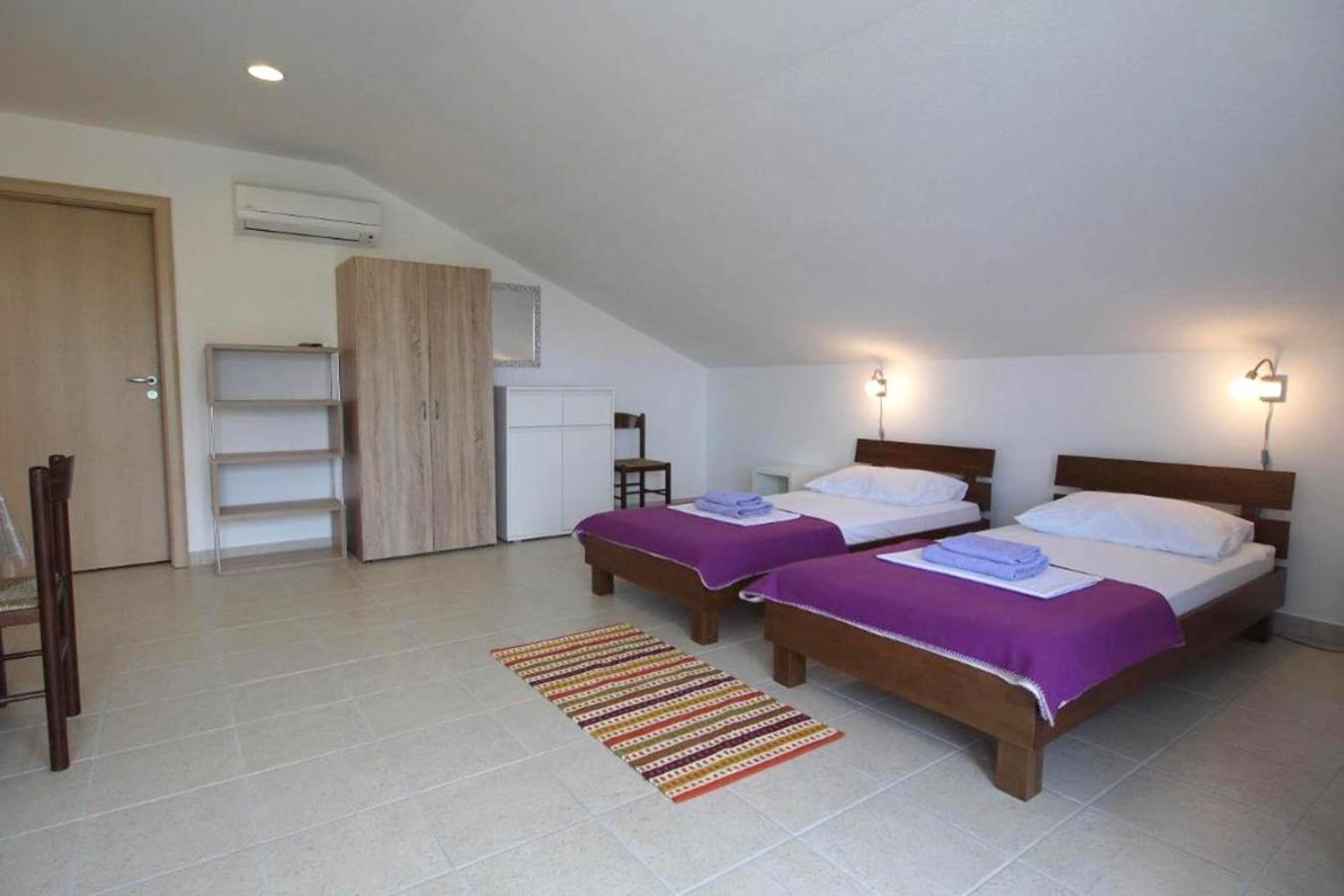 Paklenica Sport Apartments Starigrad Paklenica Exterior photo